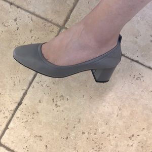 Stuart Weitzman women’s heels